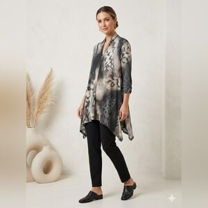 Clara Sunwoo Abstract Animal Print Ruched Sleeve Tunic Small